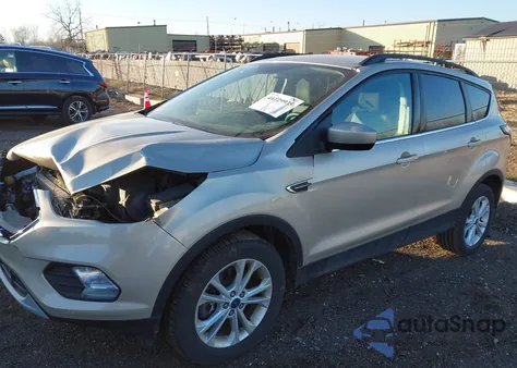 2017 Ford Escape Se z USA, uszkodzony, nr VIN 1FMCU9G92HUE07005